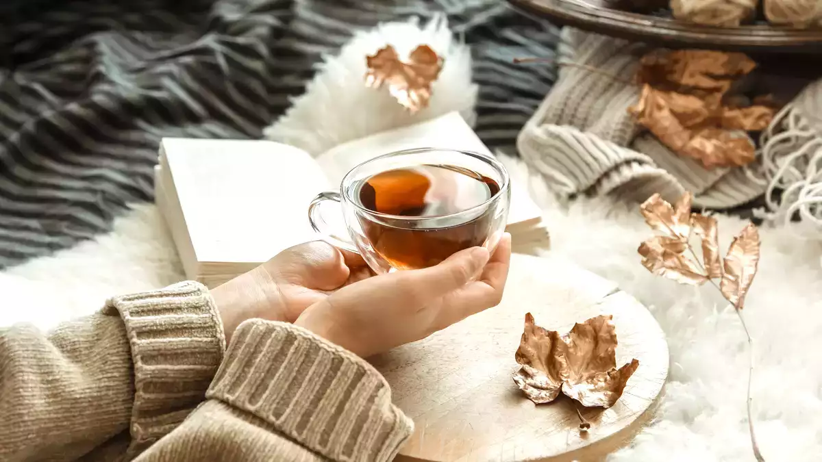 Nespečnost, tesnoba, begajoči um? Skrivnost spanja se morda skriva v vroči skodelici, ki je ne upoštevate.