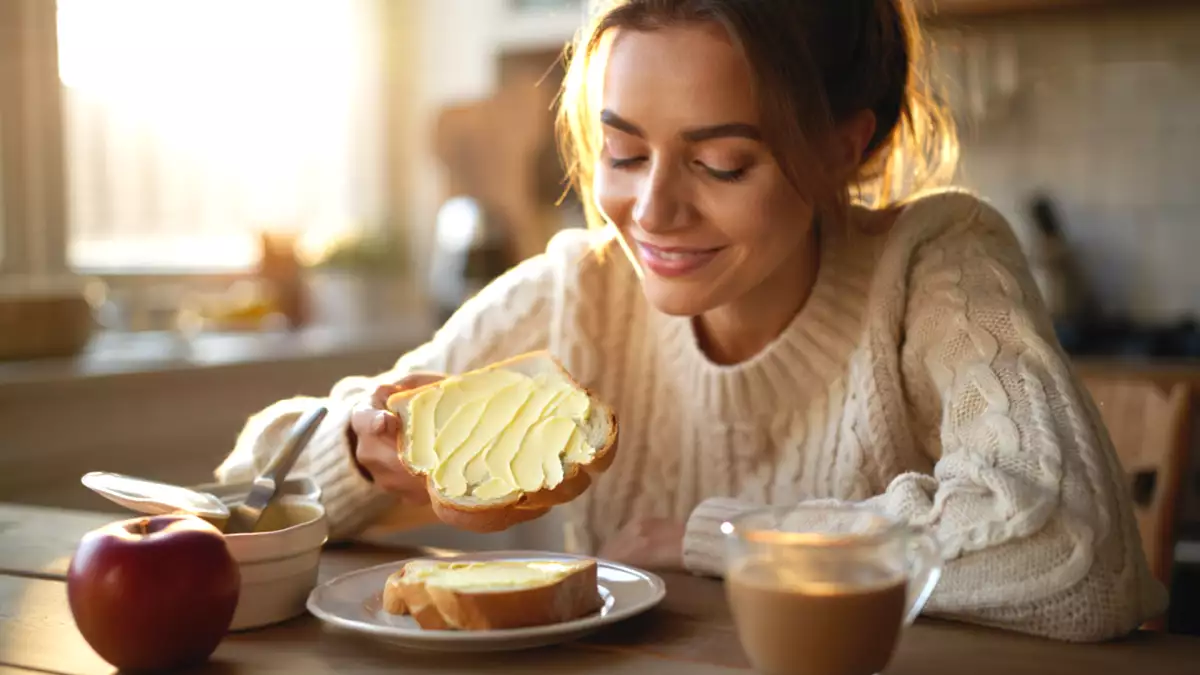 Kruh in maslo: za tem jutranjim običajem je čustvena navezanost, ki je ne morejo prezreti niti strokovnjaki