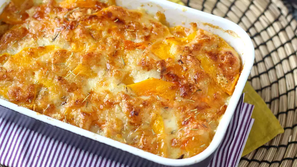 32 bučnih receptov za tiste, ki mislijo, da so poskusili že vse (a za polovico od njih ne bi verjeli, da obstajajo).