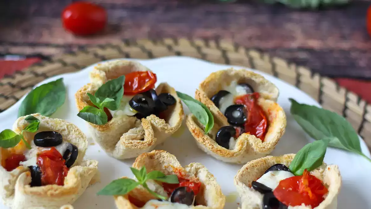 Košarice s hrustljavo slanino: preprosta predjed, ki je v modi (pripravljena v 20 minutah!)