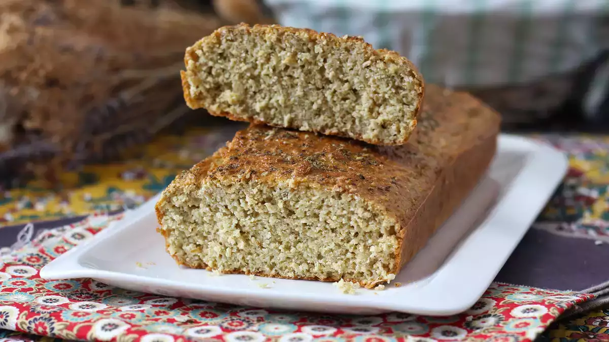 Iščete lažje prebavljiv kruh? Morda vam bo všeč ta recept brez bele moke!