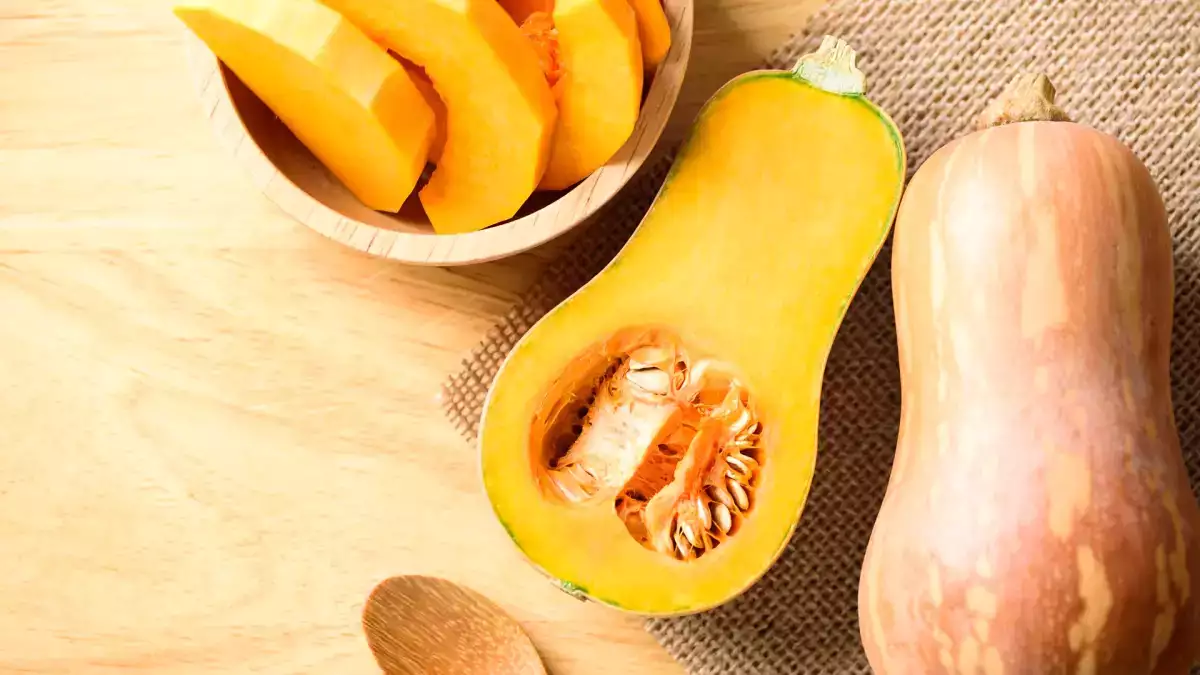 Butternut: ali jo je res treba olupiti pred kuhanjem?
