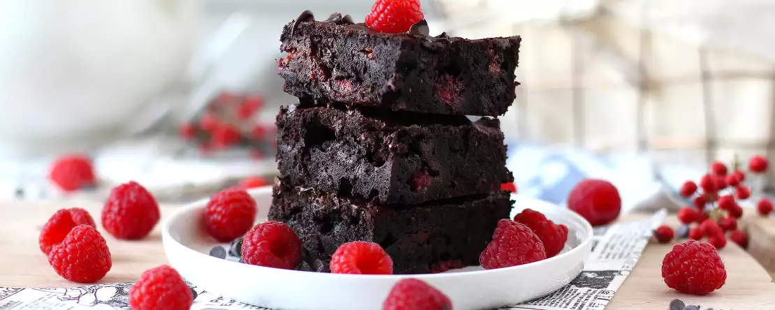 Paradoks izklopa pečice: 9 receptov, ki se še naprej kuhajo sami (in zakaj ta tehnika resnično deluje)