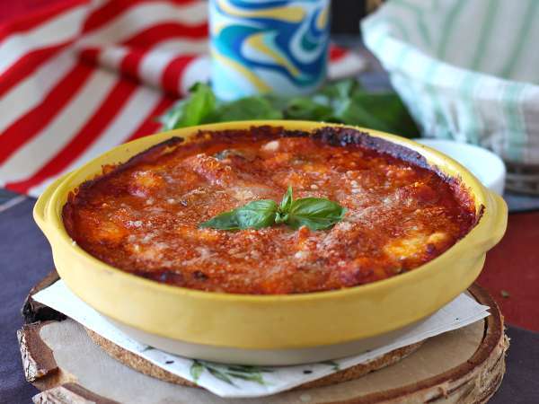 Serijsko kuhanje brez rutine: 5 receptov, ki se zelo dobro segrejejo in predstavljajo spremembo v primerjavi s klasičnimi jedmi