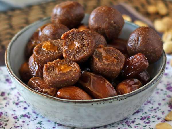 10 receptov brez dodanega sladkorja: lahke sladice, ki niso lahke