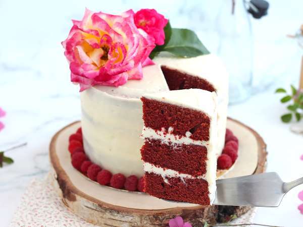 Valentinova torta Red Velvet: najbolj romantična torta (rdeča, žametna, neustavljiva)