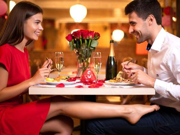 22 receptov z ingverjem, ki se začnejo na krožniku in ogrejejo vse naokoli (za večerje, ki ne ostanejo neopažene)