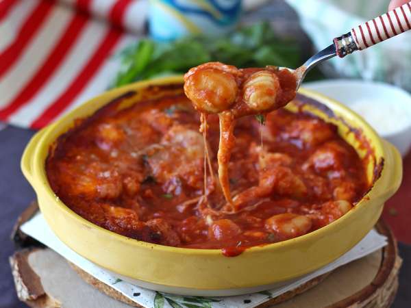 12 popolnih pečenih jedi za družinski vikend