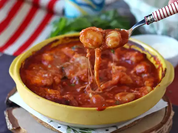 12 popolnih pečenih jedi za družinski vikend