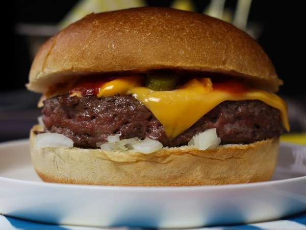 17 najbolj priljubljenih ameriških receptov (sladkih in slanih): najboljše jedi iz ZDA, ki jih lahko pripravite doma