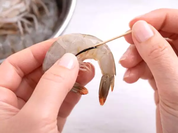 Ali jeste črne kozice? Ugotovite, kaj morda nevede jeste