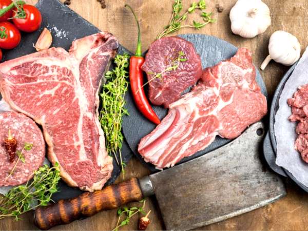 Zakaj je treba meso pred kuhanjem vedno vzeti iz hladilnika (in za koliko časa)
