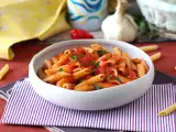 Recept Penne all'arrabbiata: italijanska klasika, ki ogreje srce!