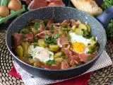 Recept Huevos rotos, izjemno enostaven španski recept na osnovi krompirja in jajc