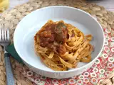 Recept Tagliatelle z bučkinim ragujem, vegetarijanska prva jed, ki jo vsi obožujejo!