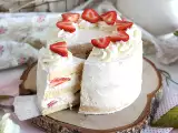 Recept Plastična torta z jagodami in mascarponejevo kremo