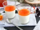 Recept Vanilijeva panna cotta z mareličnim coulisom