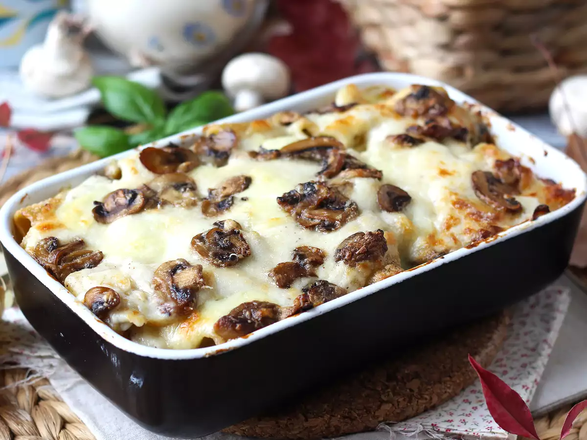 Recept Testenine al forno ai funghi: popoln kremni in žilavi recept za jesen