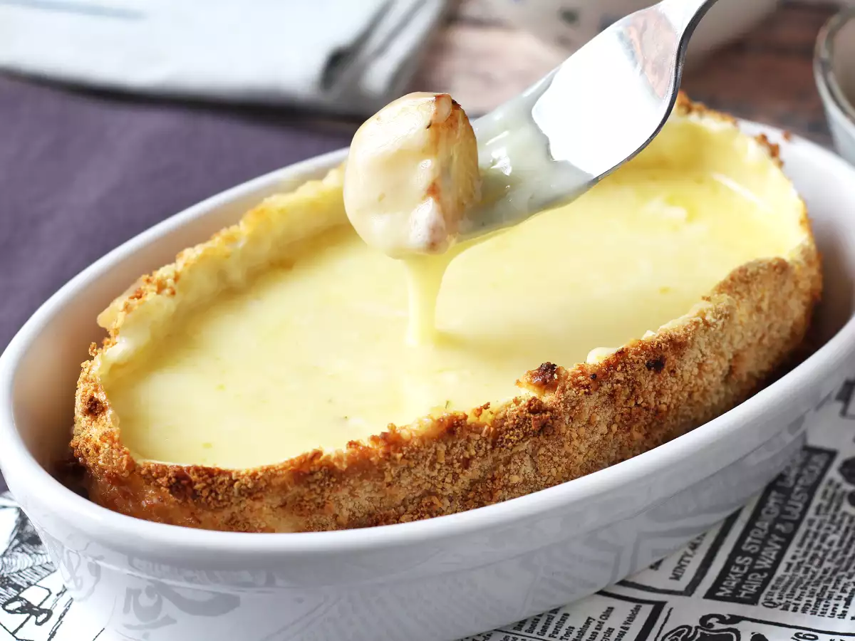 Recept Paniran sir caprice des dieux s krompirjem grenaille iz cvrtnika na vroč zrak