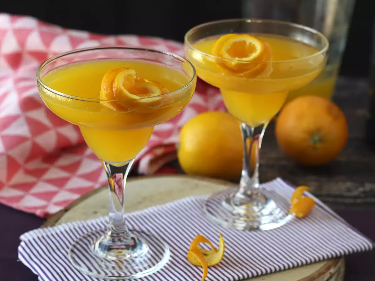 Recept Agua de valencia: sredozemski koktajl s cavo in pomarančo, ki ga lahko pripravite doma