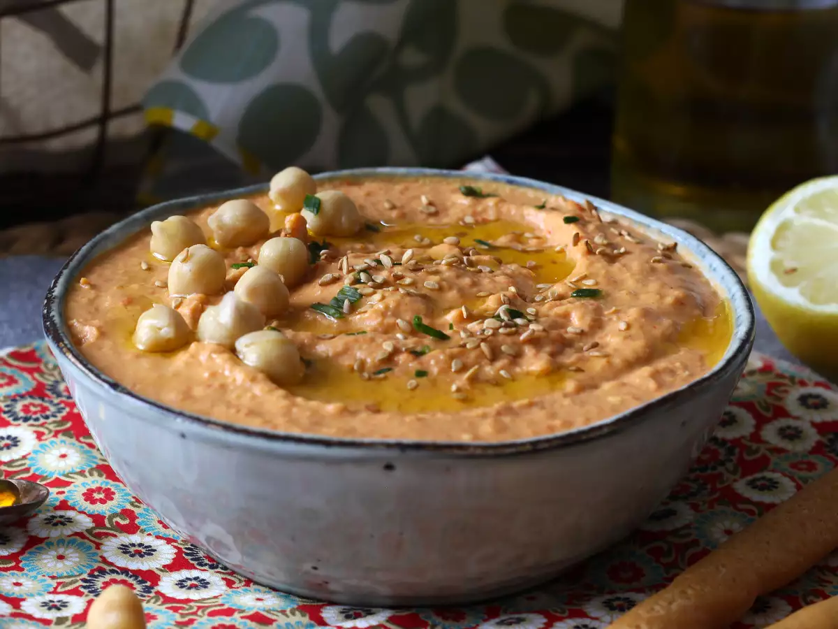Recept Humus iz rdeče paprike