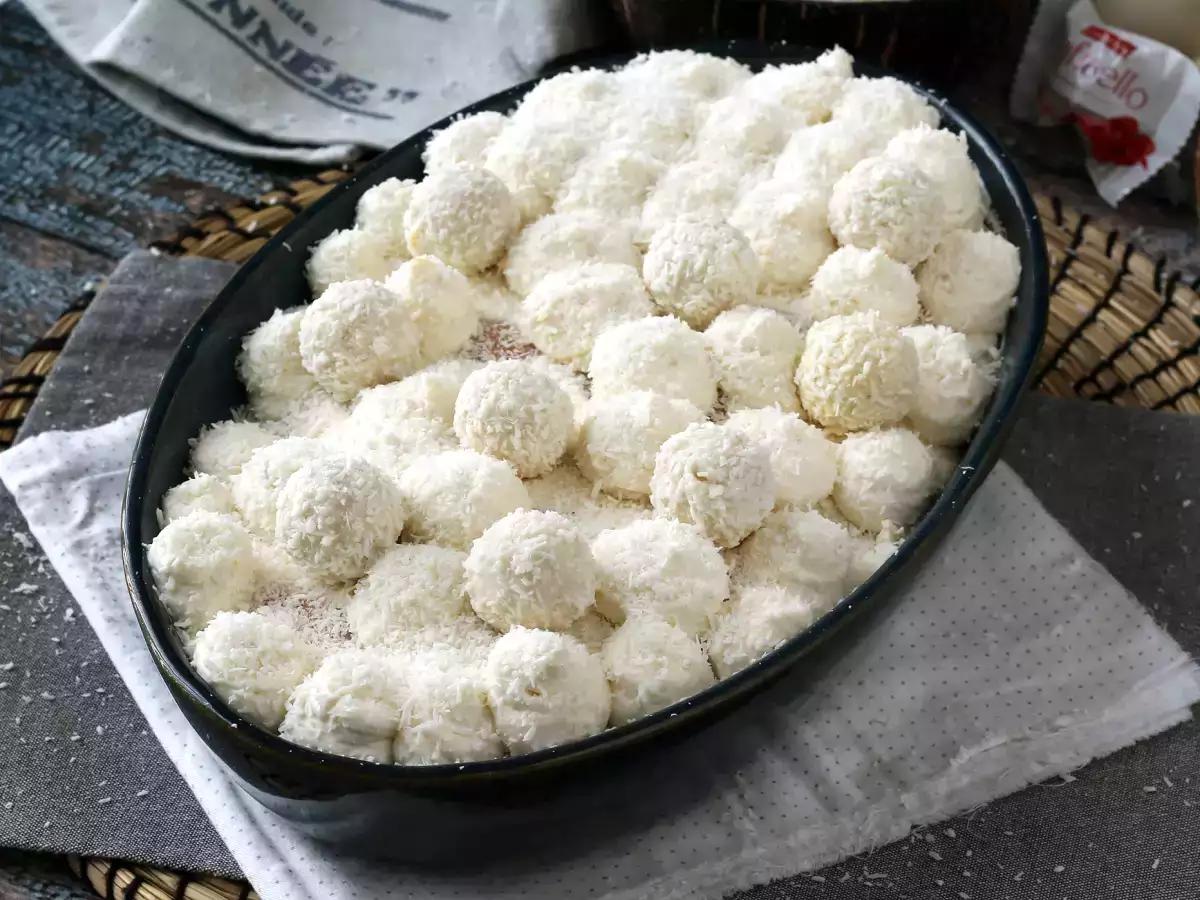 Recept Kokosov tiramisu z raffaello kroglicami