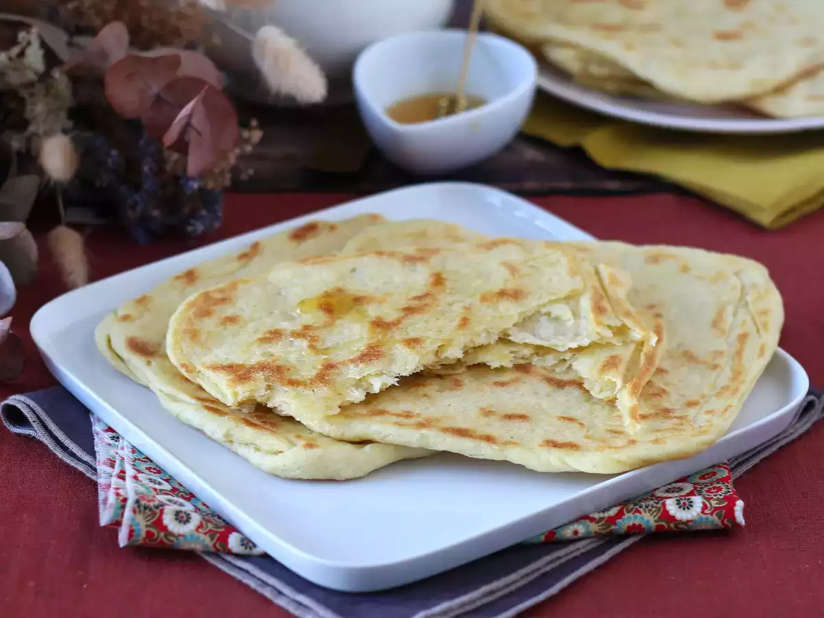 Recept Msemmen, popolne maroške palačinke s kosmiči za ramadan!