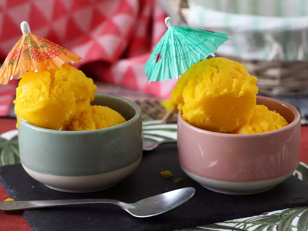 Recept Sorbet iz manga in limete s samo tremi sestavinami, pripravljen za uživanje v petih minutah!
