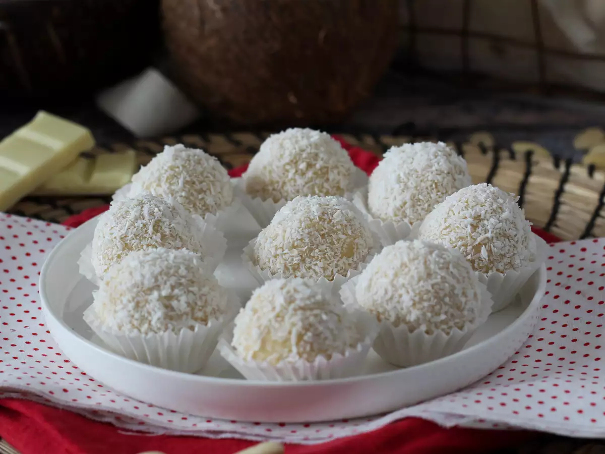 Recept Domači raffaello bonboni