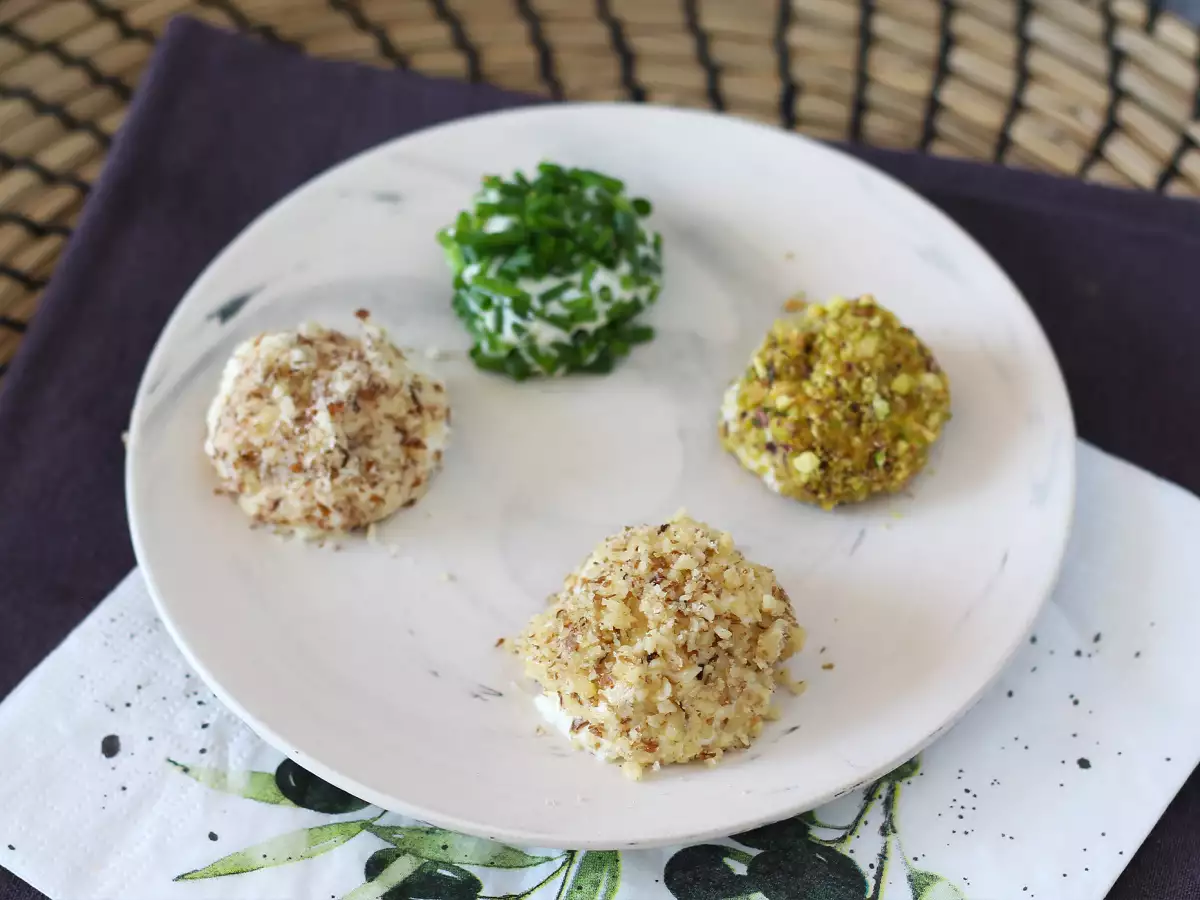 Recept Rikotine kroglice za aperitiv!