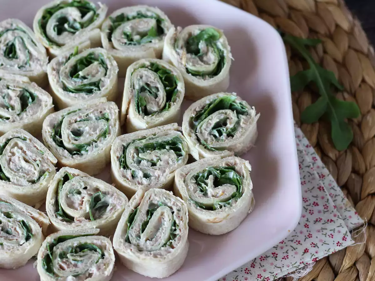 Recept Aperitivni zvitki iz tortilj s tuno in svežim sirom