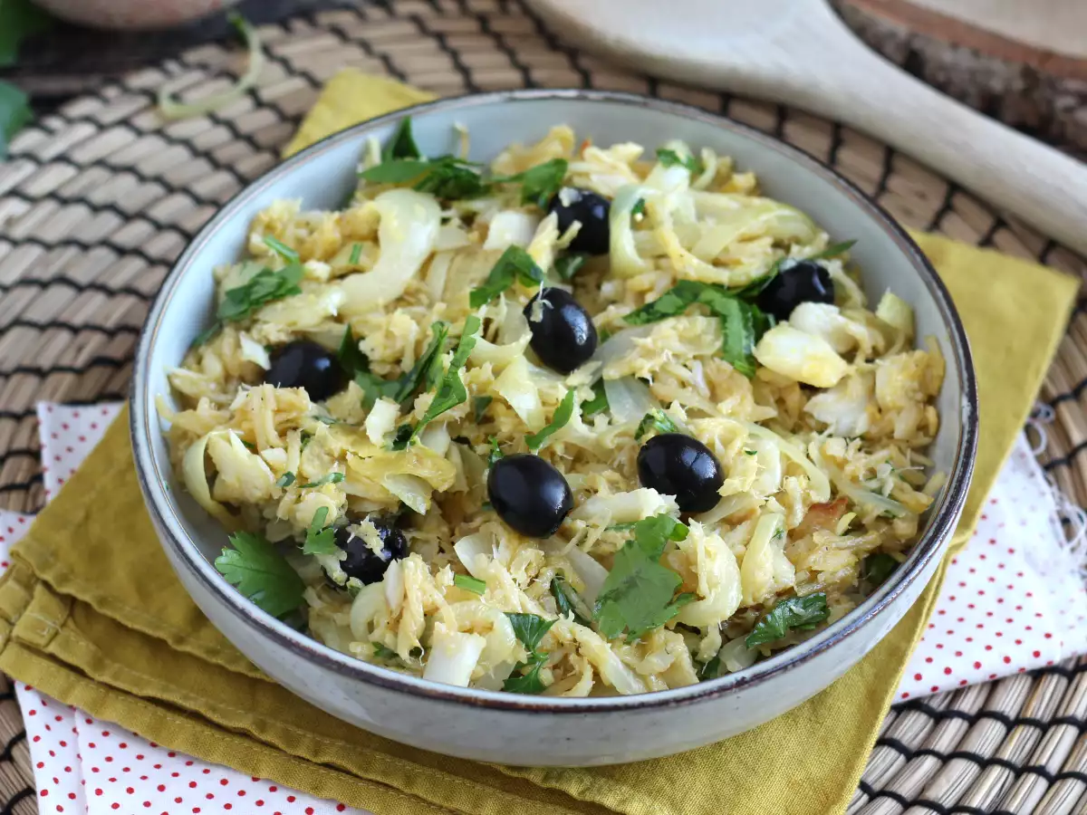 Recept Bacalhau à brás, enostaven in okusen tradicionalni portugalski recept