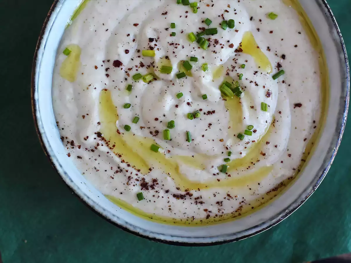 Recept Humus iz belega fižola in kokosovega mleka