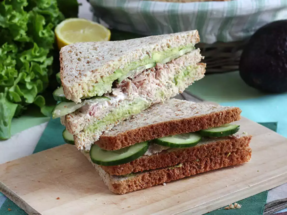 Recept Klubski sendvič s tuno in avokadom