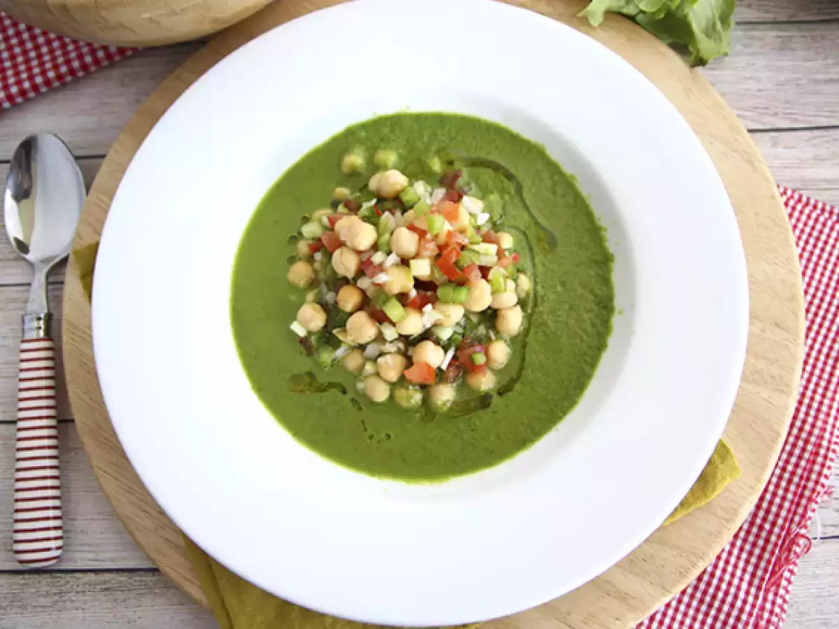 Recept Solatna juha in solata iz čičerke