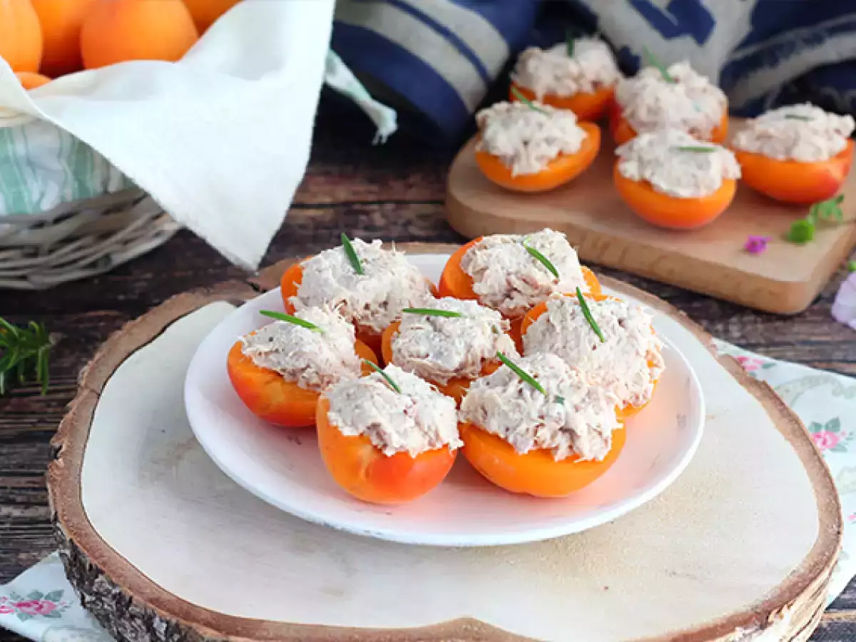 Recept Marelice, polnjene s tuno in rožmarinom