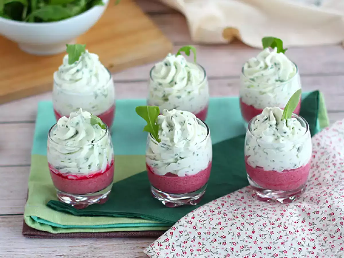 Recept Kozarčki z rdečo peso in peno iz rukole