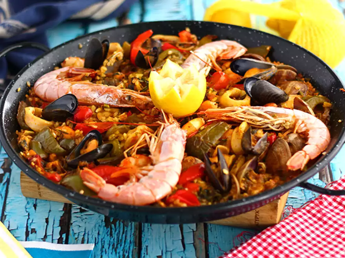 Recept Paella z morskimi sadeži