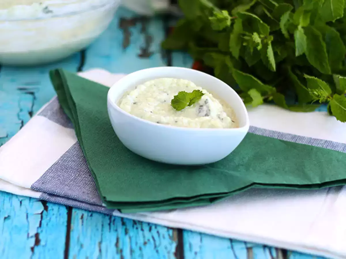 Recept Tzatziki, grška omaka iz kumar in jogurta