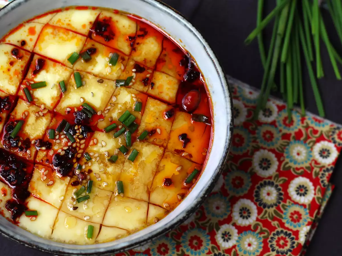 Recept Kitajska jajca na pari: kitajski recept za svilnata jajca na pari s samo dvema sestavinama!