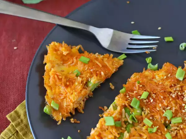 Recept Omleta s hrustljavim rižem in sojinim fižolom, začinjen obrok, ki je hiter in brez odpadkov!