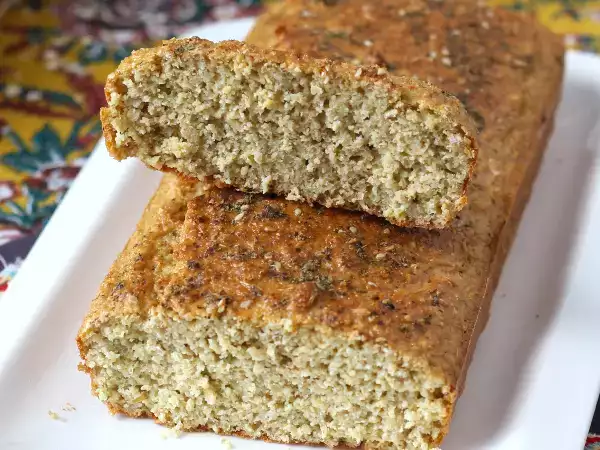 Recept Ovseni kruh brez glutena z jogurtom in jajci: zdrav in enostaven recept, poln beljakovin