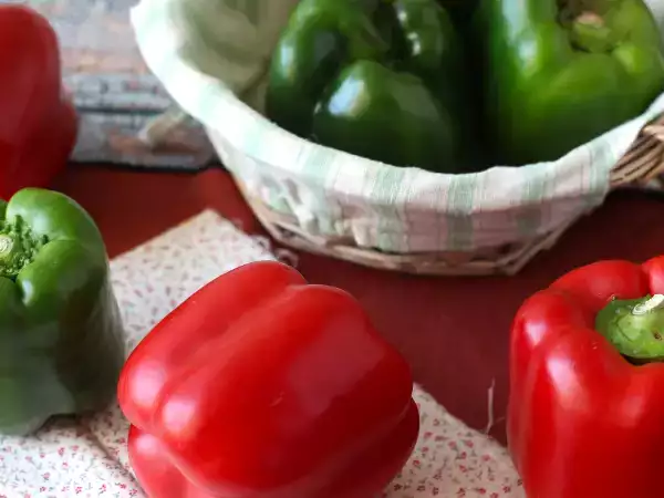 Recept Kako olupiti papriko v ponvi