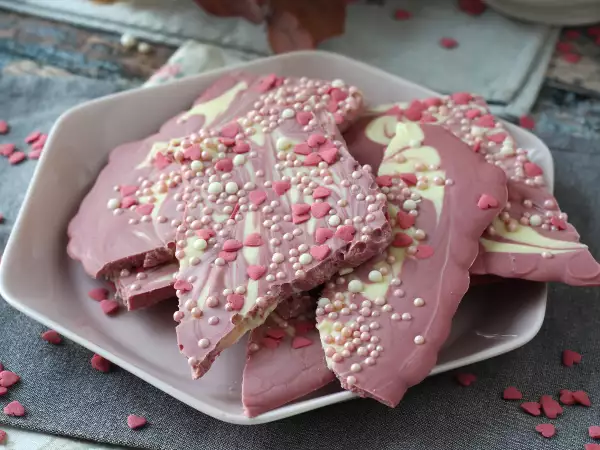 Recept Personalizirana čokoladna ploščica, ideja za darilo v zadnjem trenutku za materinski dan!