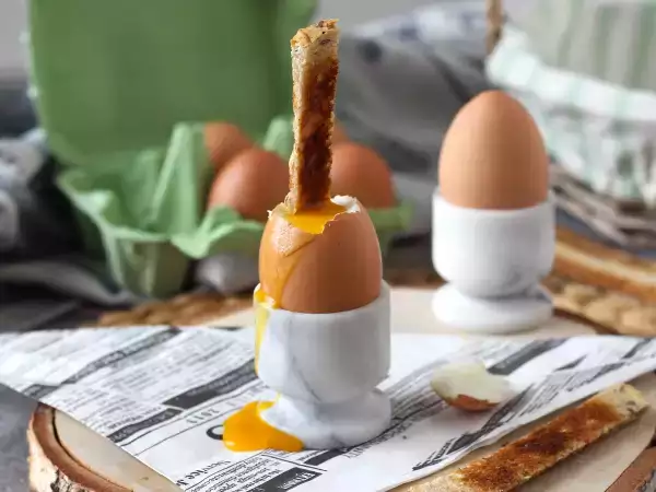 Recept Mehko kuhana jajca v zračnem cvrtniku