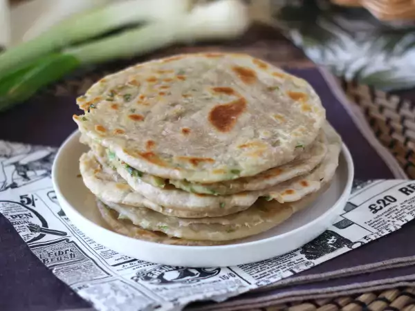 Recept Kitajske palačinke z zeleno čebulo - scallion palačinke