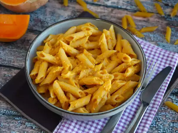 Recept Testenine z maslenimi orehi za izjemno prijeten obrok!