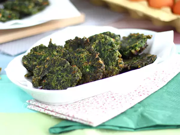 Recept Enostavni špinačni ocvrtki