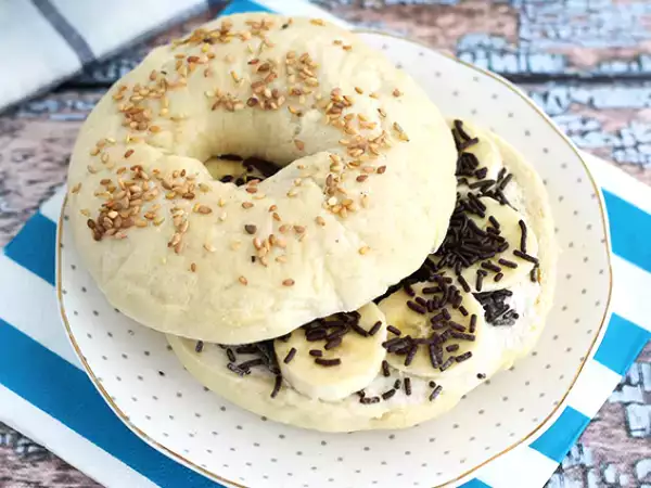 Recept Čokoladna banana bagel