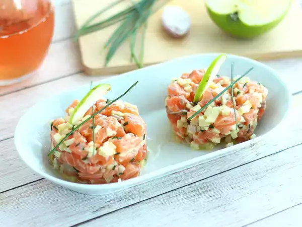 Recept Tartare iz svežega lososa in zelenega jabolka